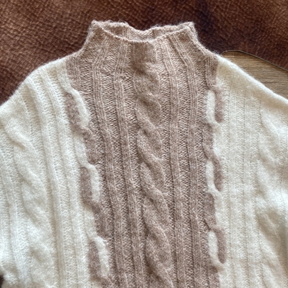Buckle Willow + Root Sweater - Picture 3 of 7